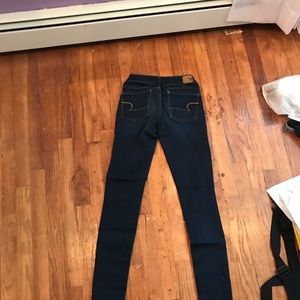 AMERICAN EAGLE SUPER STRETCH JEGGINGS