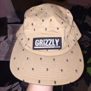 GRIZZLY hat