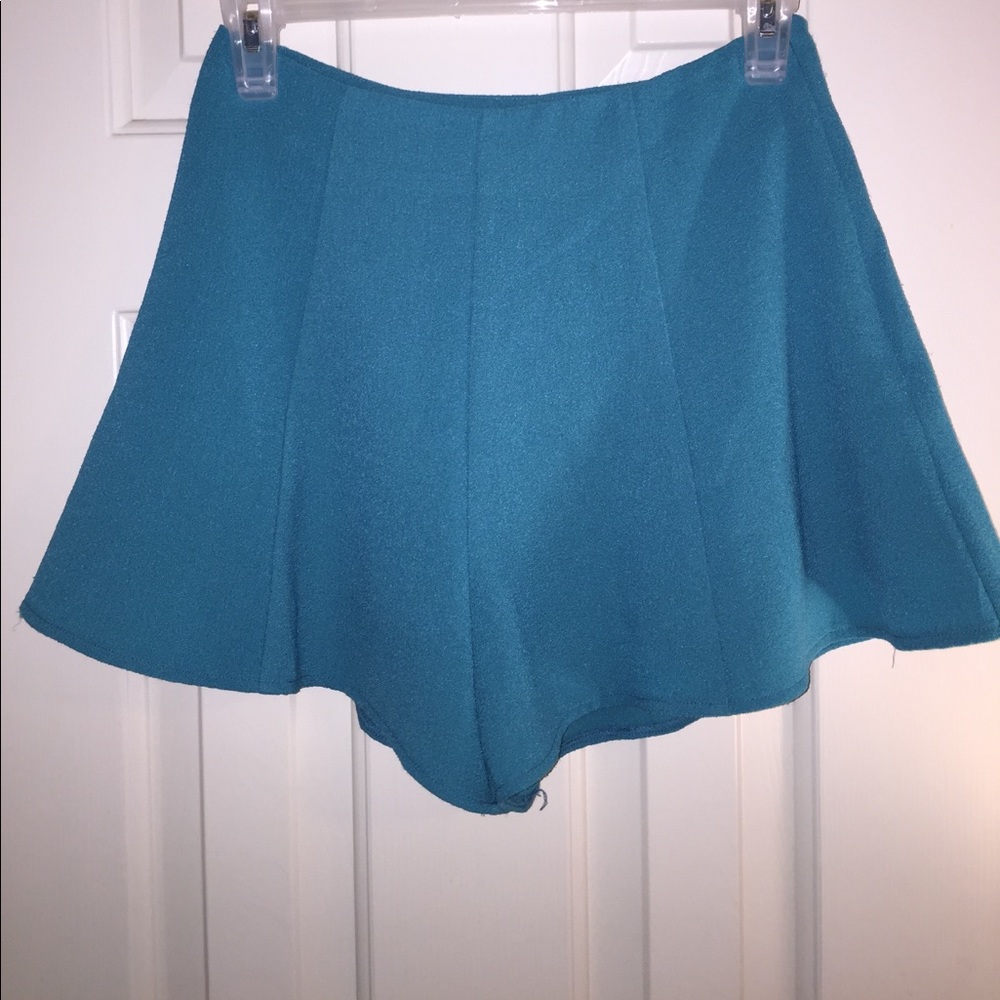 Signature turquoise shorts
