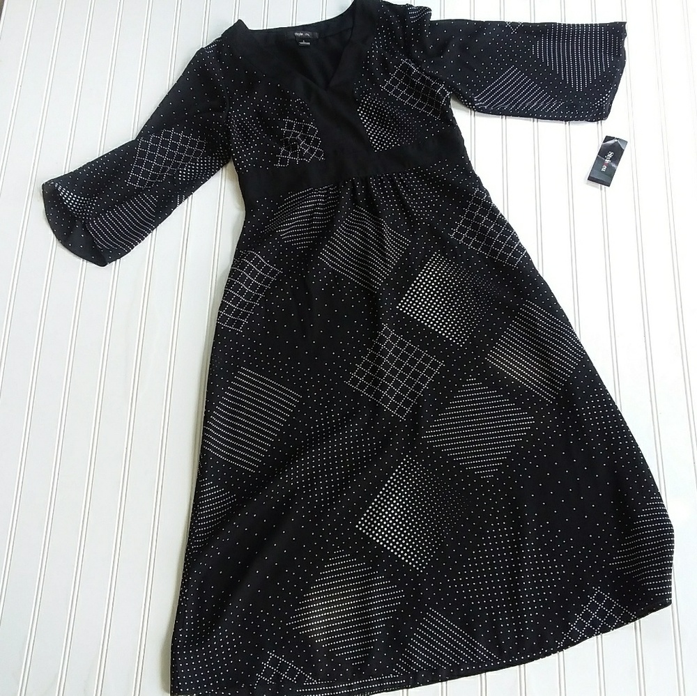 Size 4 Style & Co Black White Flare Dress NWT