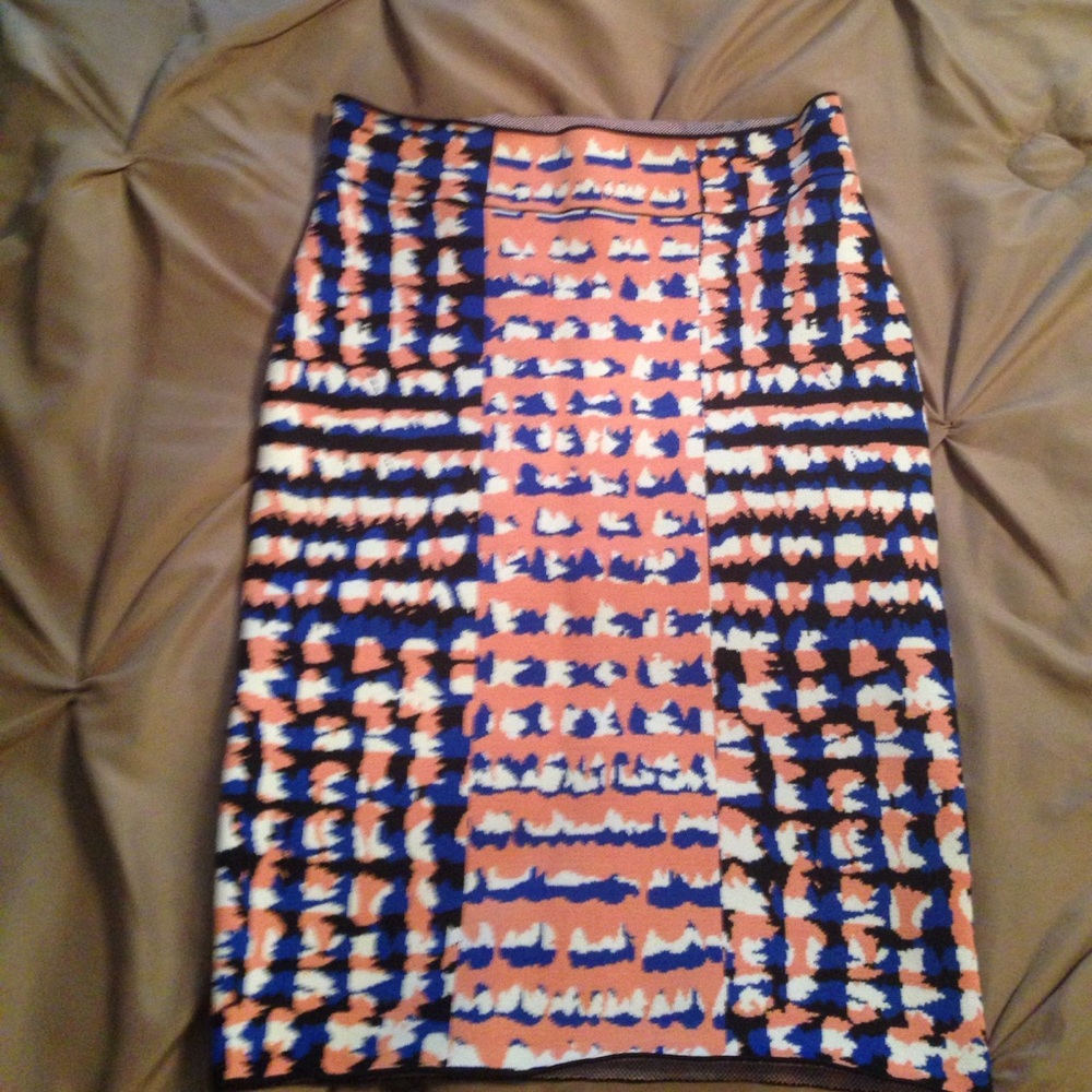 New without tag bcbg pencil skirt