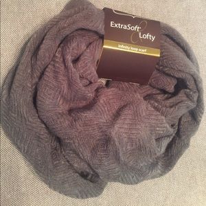 Infinity scarf