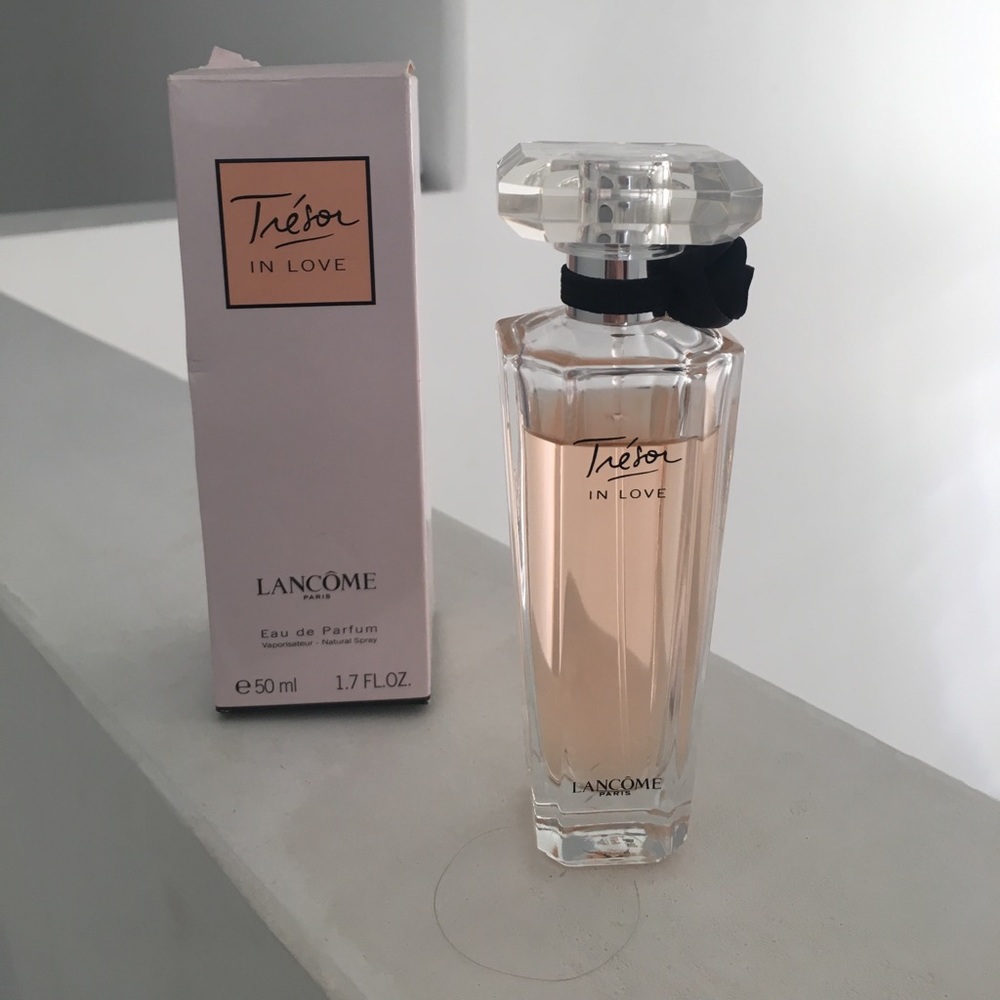 🚫SOLD-Lancome Trésor in love perfume.