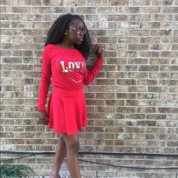 Red long sleeve shirt - Picture 3 of 3