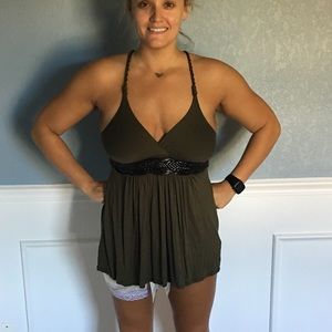 ARMY GREEN flattering top