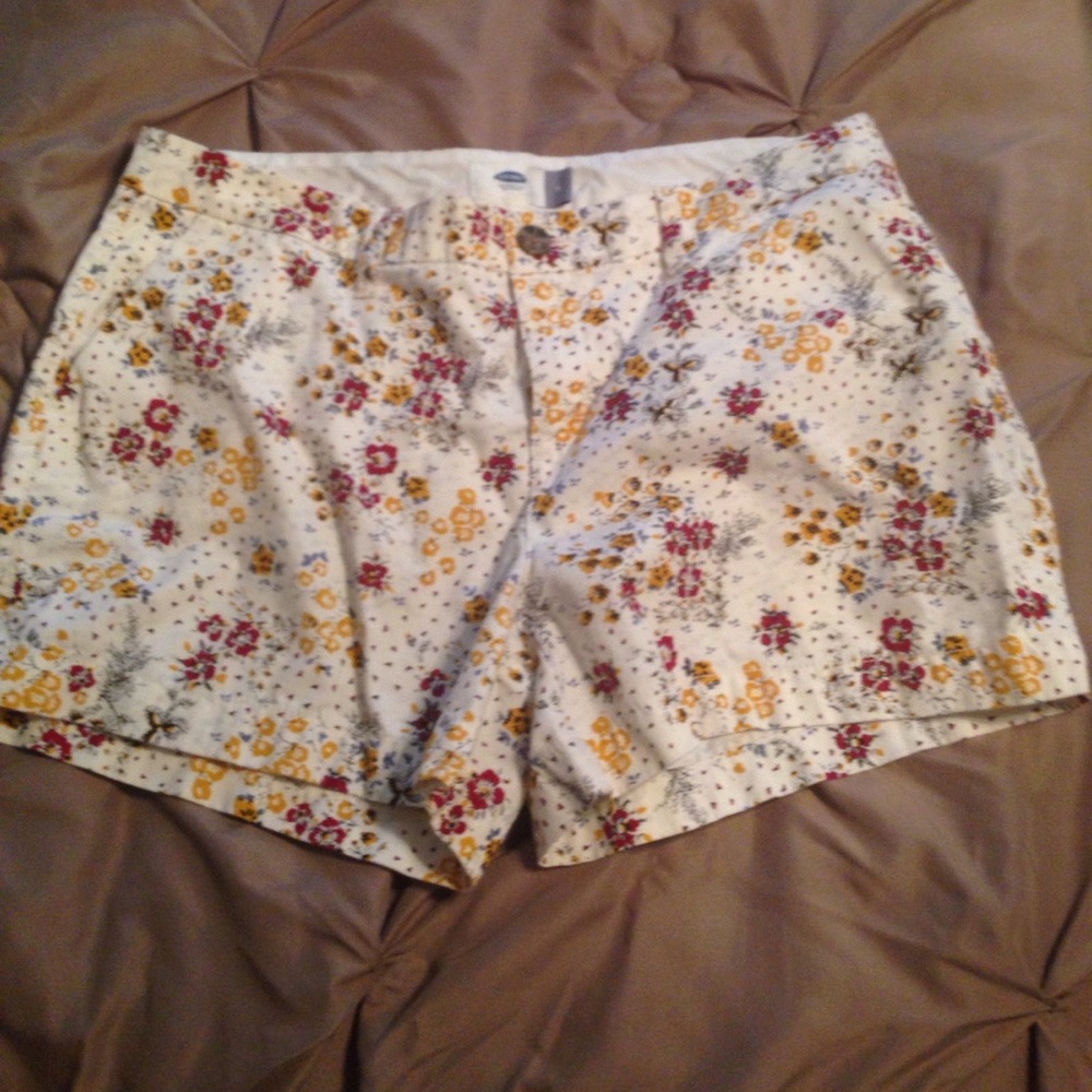 Old navy shorts