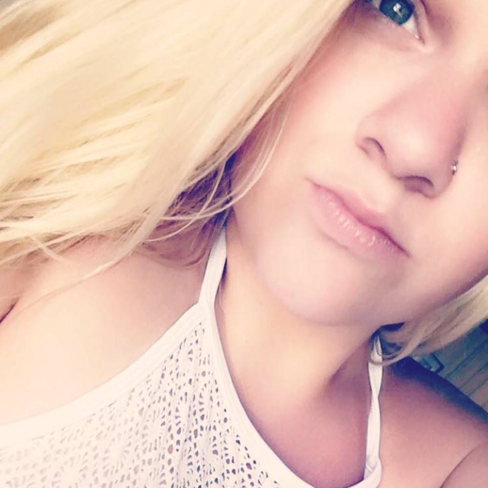 Meet your Posher, Kendra