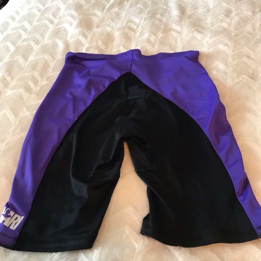 ⬇️ black and purple biker short