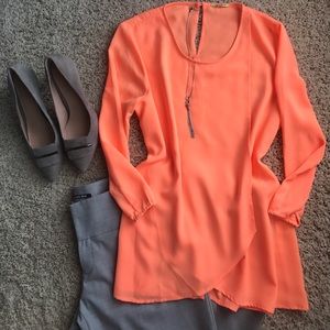 NWT Gianni Bini blouse color Peach Pop sz L