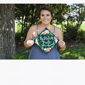 Meet your Posher, Macie