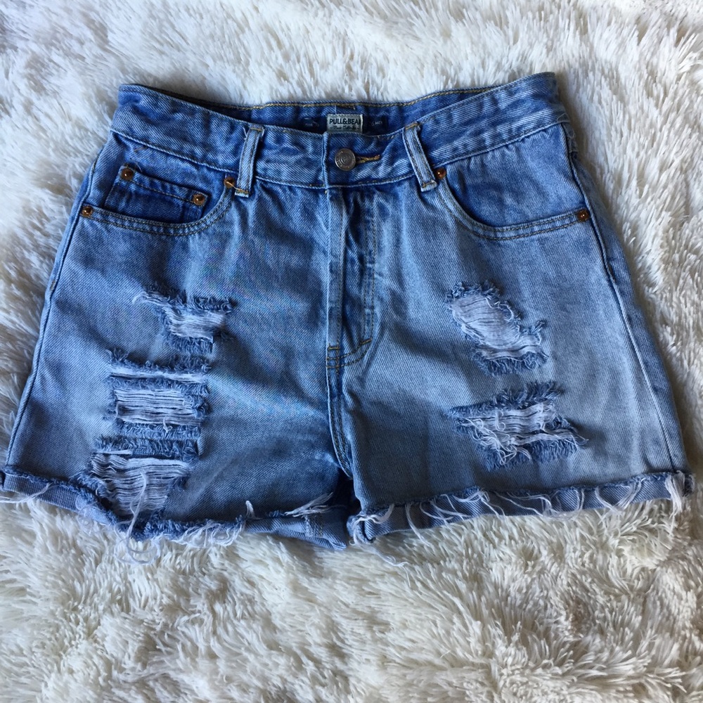 Distressed high waisted shorts