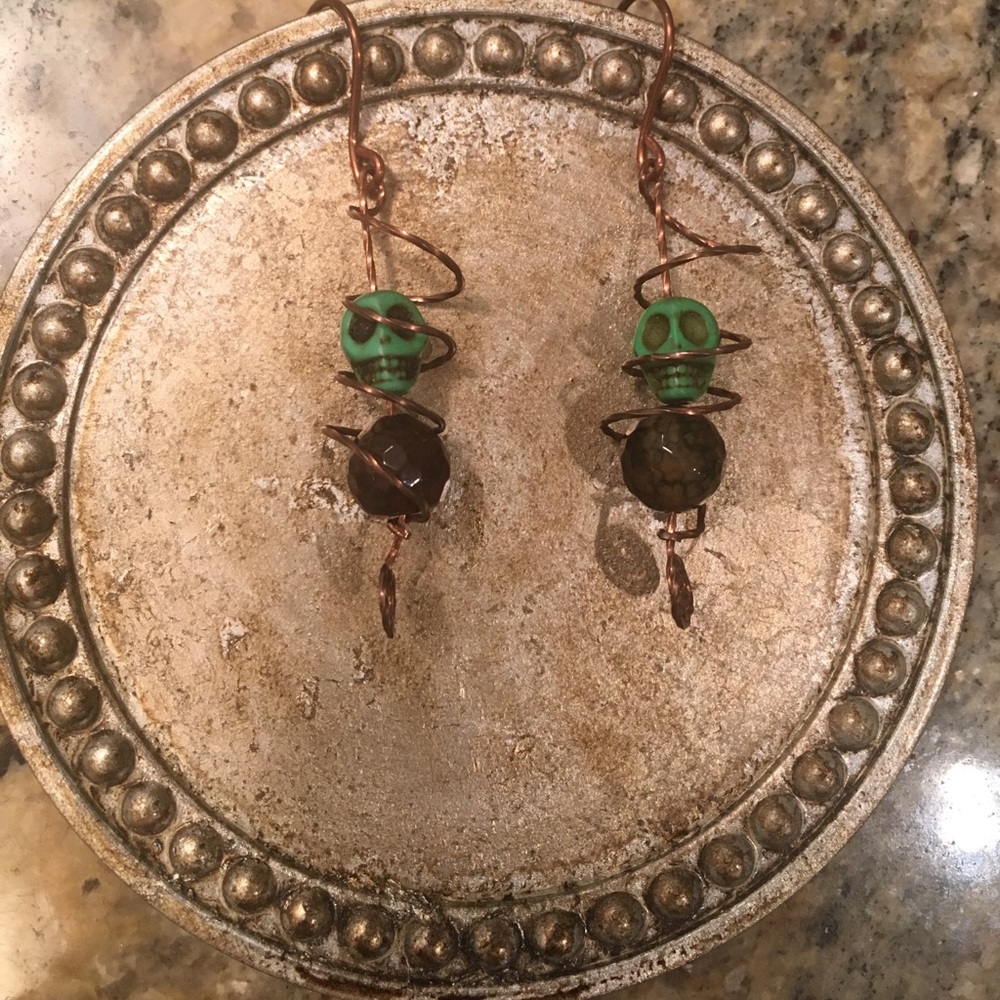 NEW - Skull earrings - Handmade