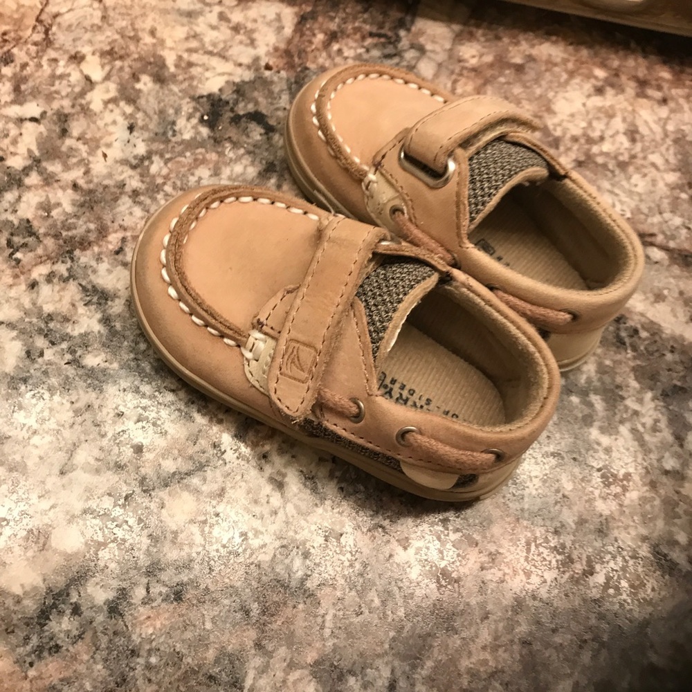 Baby boy Sperry and old navy sandals bundle