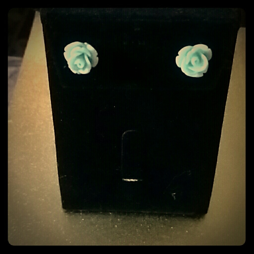 Lauren Conrad Green Rose Stud Earrings