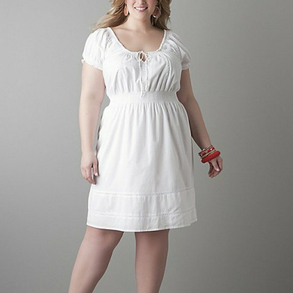26/28 White Lane Bryant peasant top dress
