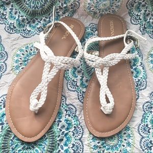 NWOT White Merona Braided Flat Sandals 8 NWOB