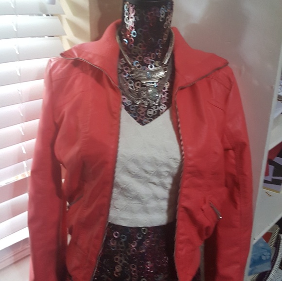 Peach-colored leather jacket - Picture 5 of 5