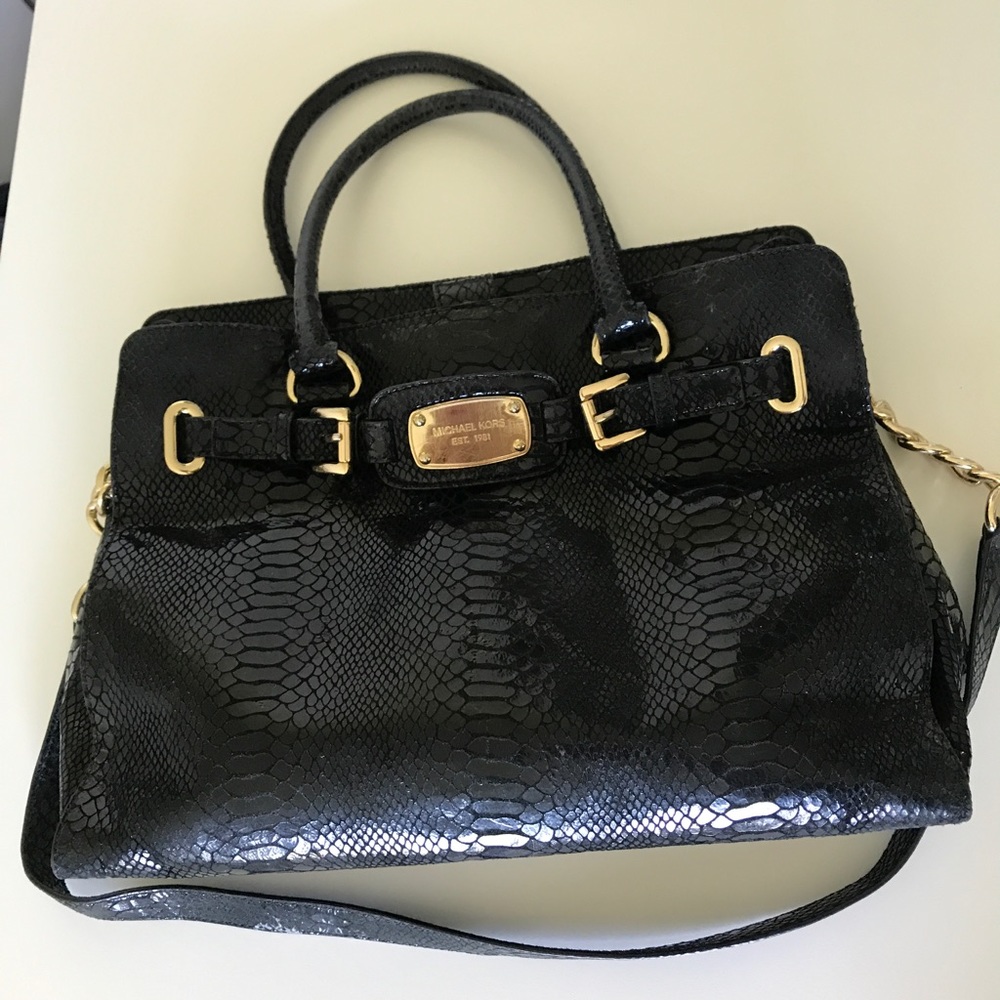 Micheal kors purse