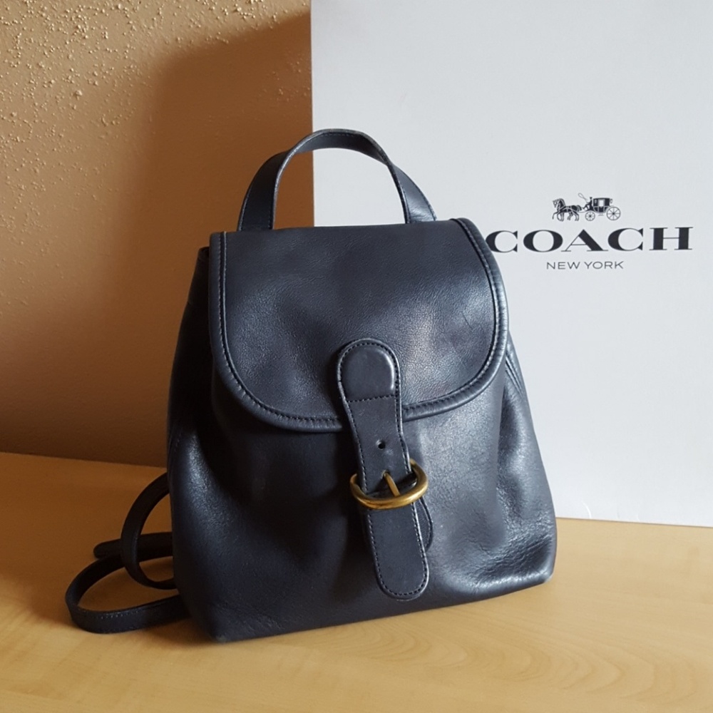 COACH