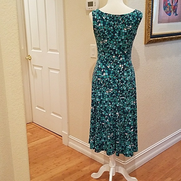 Women's 2-PIECE Sleeveless Dress and 3/4 Jacket - Picture 7 of 8