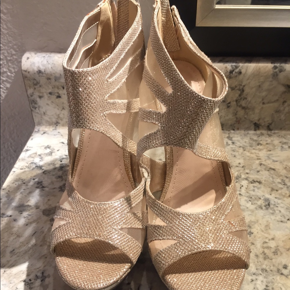 Bamboo Gold Wedges
