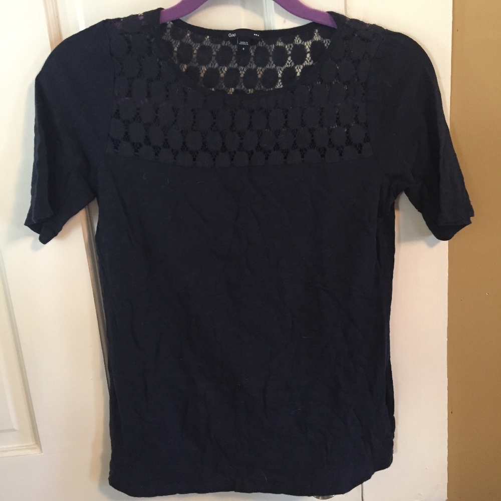 Gap Lace-Neck t-shirt