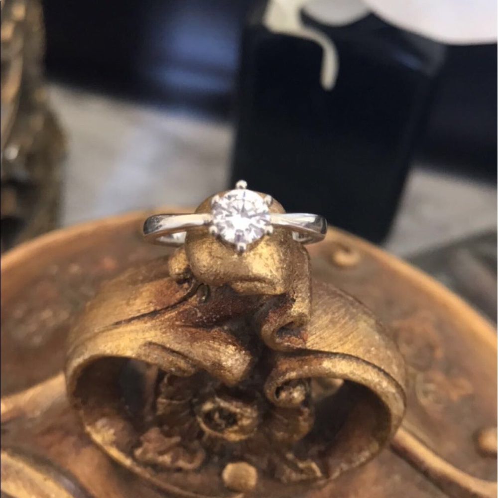 1ctw Round CZ Ring