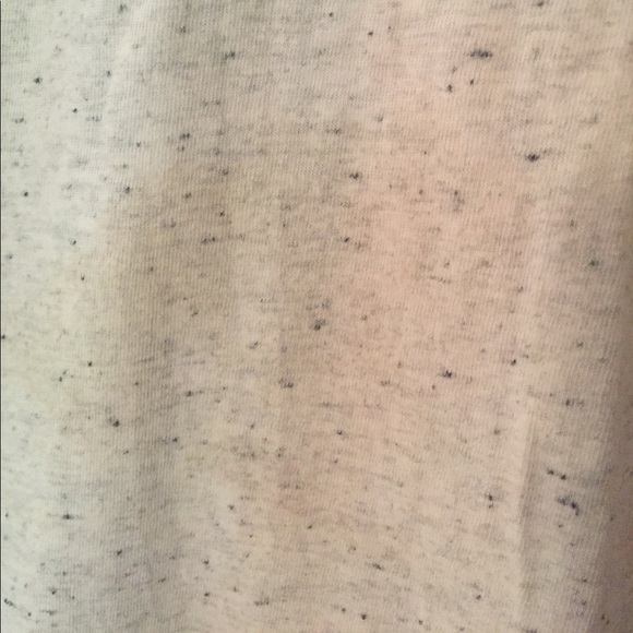 Broken threads Tee - Picture 4 of 4