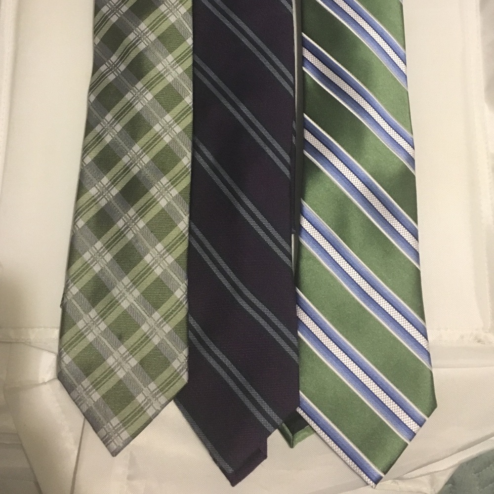 Lot of 3 ties
