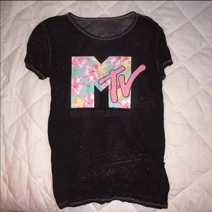MTV t-shirt