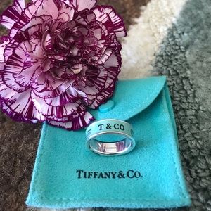 Rare T & Co. blue enamel ring