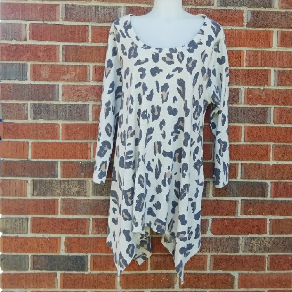 Leopard Print Swing Top
