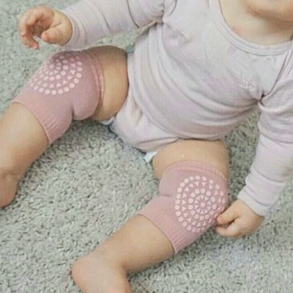 🆕Anti-Slip Knee Protectors For Crawling Baby's - Picture 2 of 8