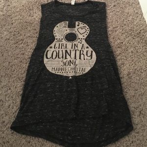 NWOT Maddie and Tae tank girl in a country song