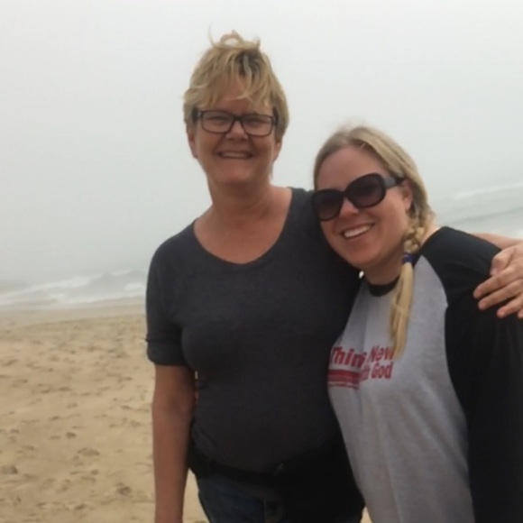 Meet your Posher, Melanie - Picture 2 of 11