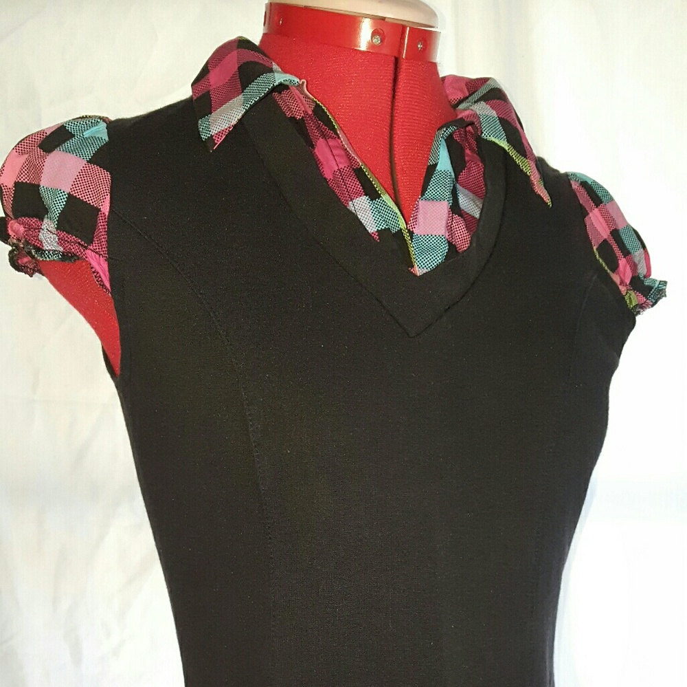 Girl's Short Sleeve Dress size 14/16