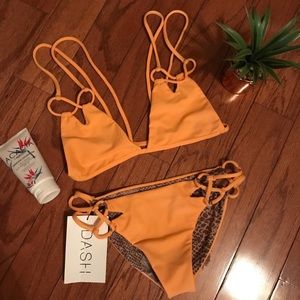 Acacia bikini set best price ever 🤗