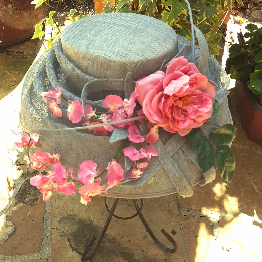 Gorgeous grey hat with pink flowers