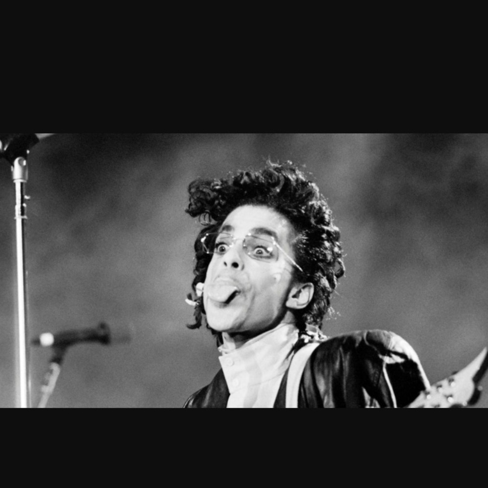 Meet your Posher, Hana