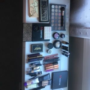 Makeup bundle