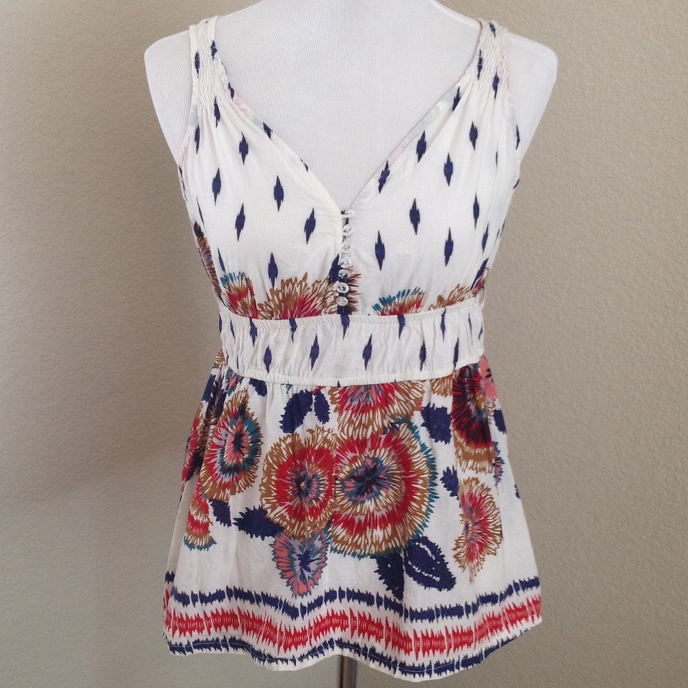 Beautiful Sunburst Floral Top