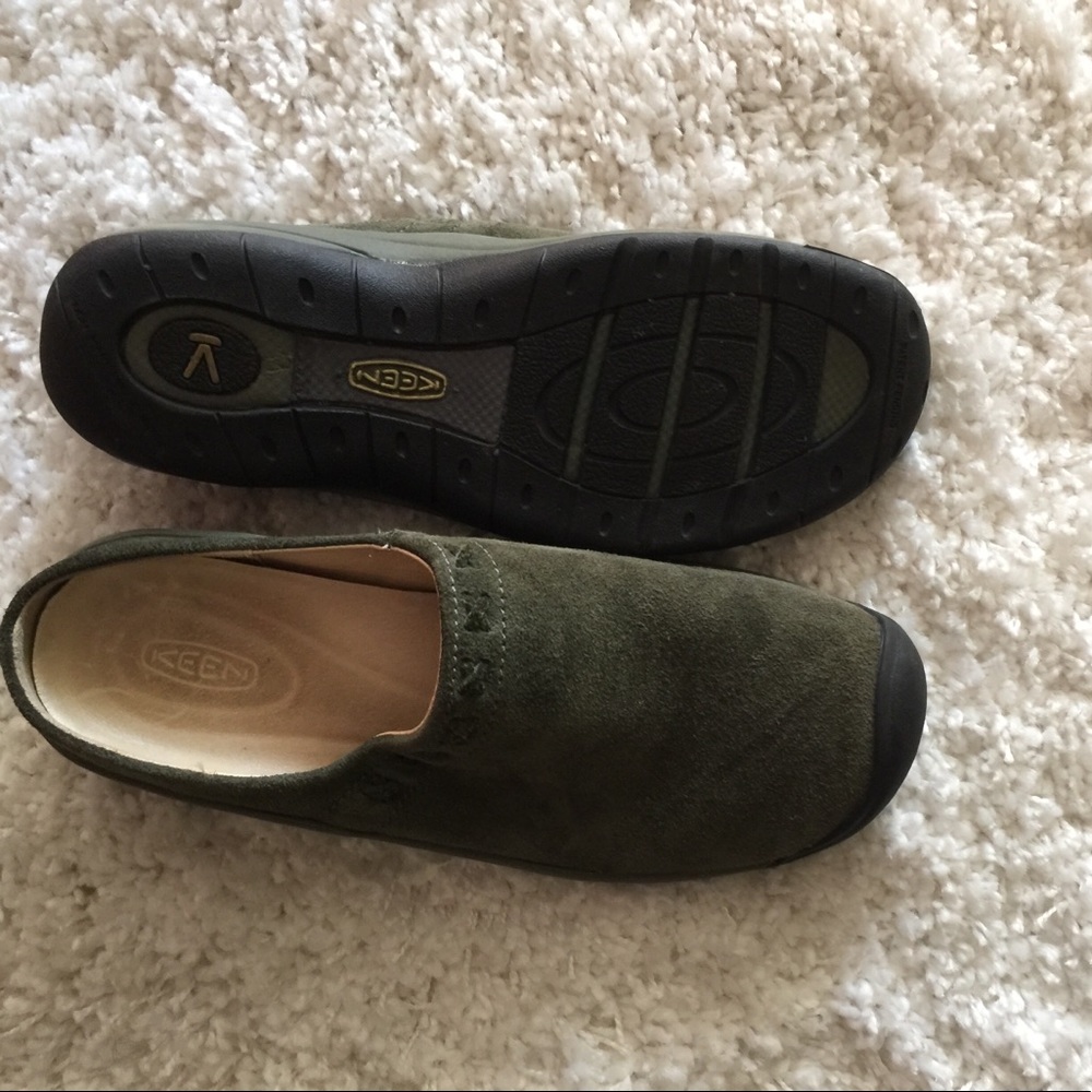 Keen braided suede clogs