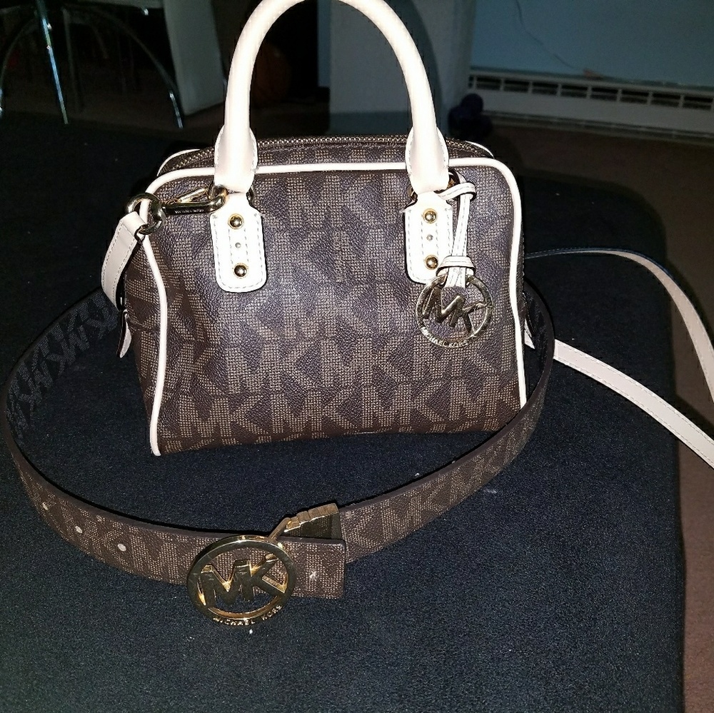 Michael Kors Bundle Purse+Matching Belt