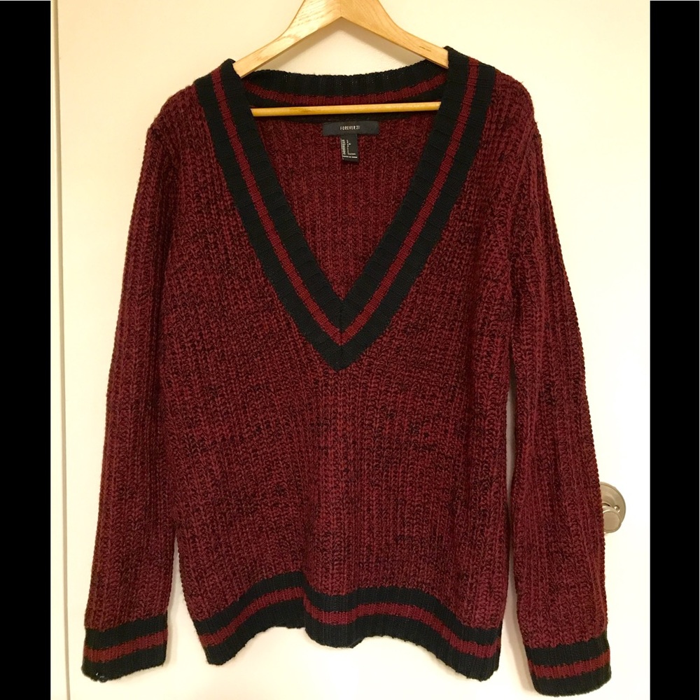 Forever21 Women's Sweater V-neck in cognac