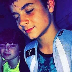 Meet your Posher, Christian