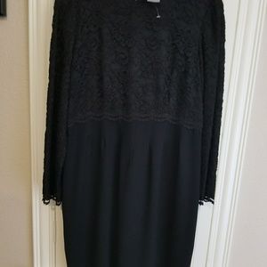 Liz Claiborne  dress w lace upper part and arms