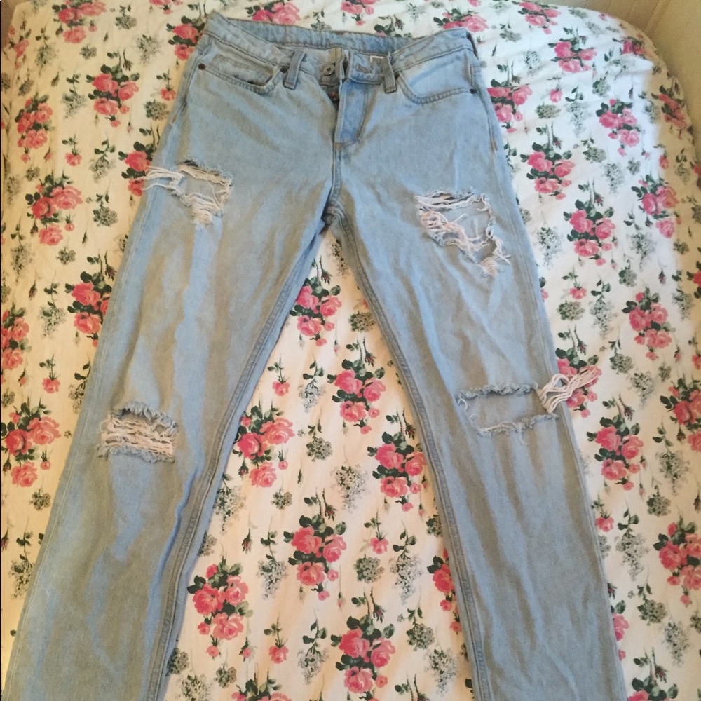 Light blue H&M boyfriend jeans