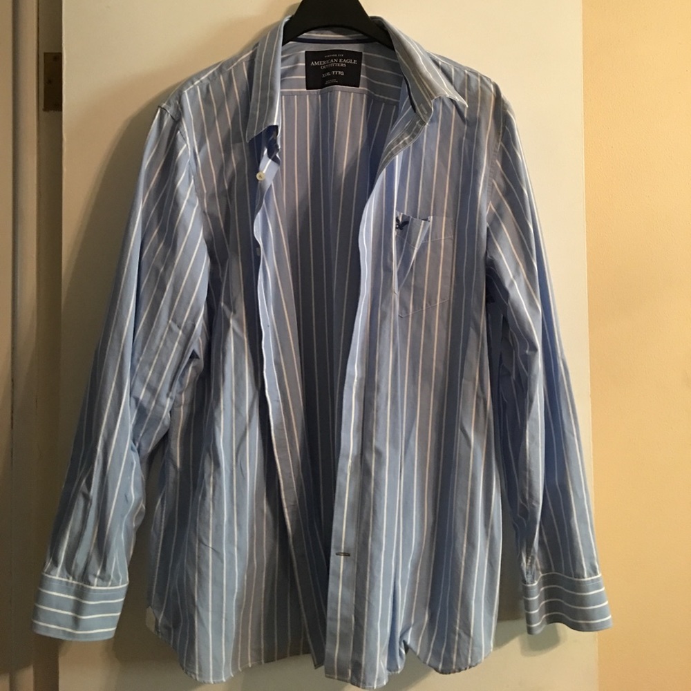American Eagle Outfitters button down shirt