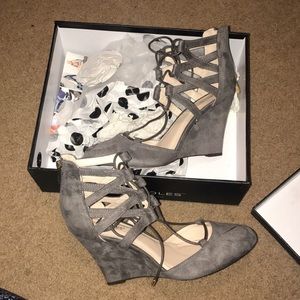 BRAND NEW HIGH HEELS (LACE OVER)