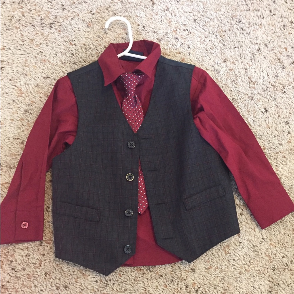 Boys dress shirt, tie and vest!